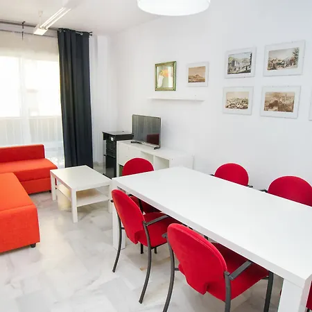 Modern & Spacious Flat By La Recepcion * Malaga